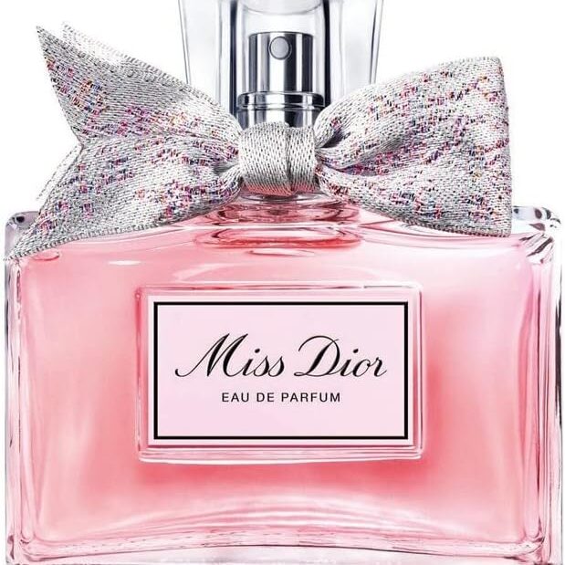 【セレブの香水】ダヴ・キャメロン愛用の”ミス ディオール”とは。